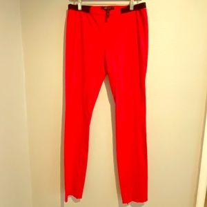 BCBG Maxazria Size Medium Stretch Red Pant